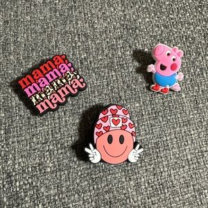 SET OF 3 Jibbitz for Crocs • Pink 💕